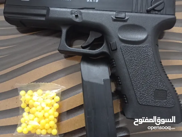 مسدس خرز نص عضم ونص بلاستيك مع كيس خرز ب 82 شيكل ب يطلق مسافة بعيدة و ممتاز و فعال