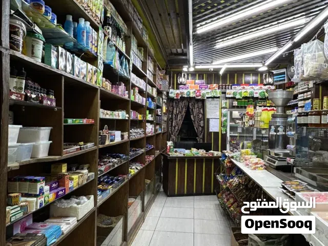 محل تجاري مميز للبيع مع المعدات والديكور مساحة 27م قي منطقة حيوية طبربور قرب أسواق الدرة بداعي السفر