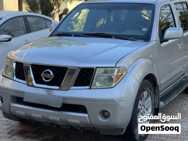 Used Nissan Pathfinder in Tripoli