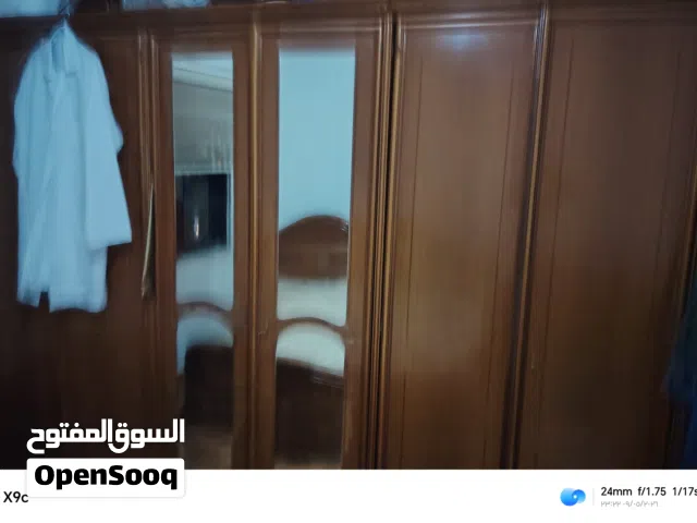 غرفه نوم كامله ايطالي مع فرشتها للبيع