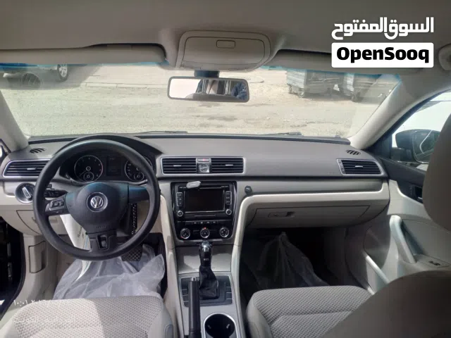 2015 فولكسفاغن باسات Standard