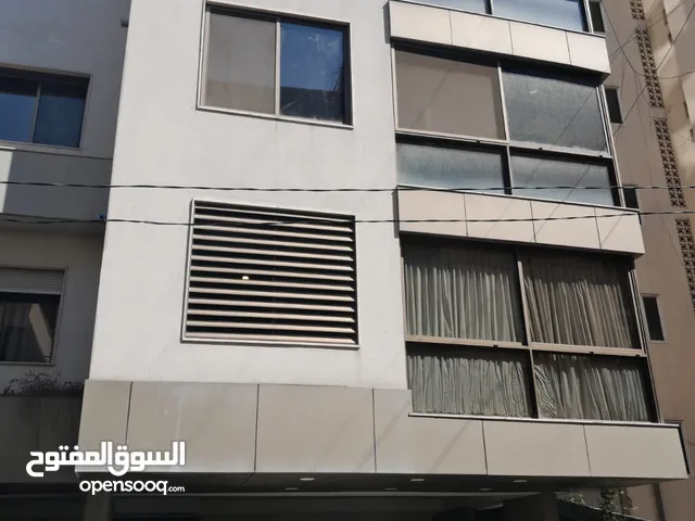 135 m2 More than 6 bedrooms Apartments for Rent in Beirut Achrafieh