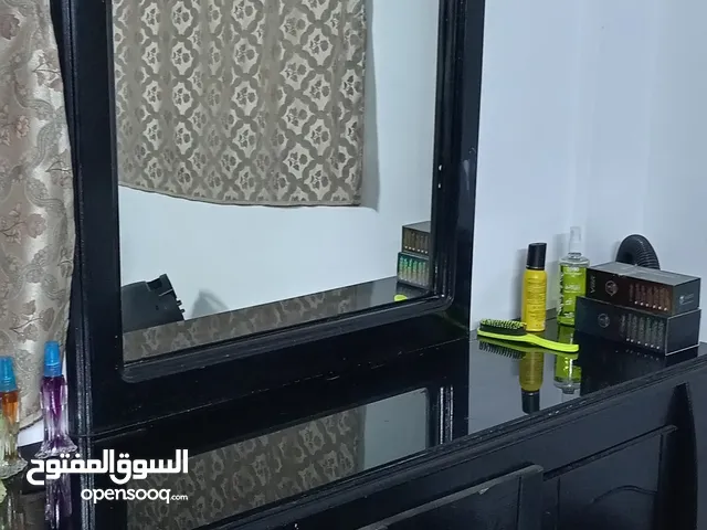 غرفه نوم لاتيه 18 نظيفه وجديده