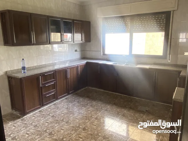 170 m2 3 Bedrooms Apartments for Rent in Amman Shmaisani