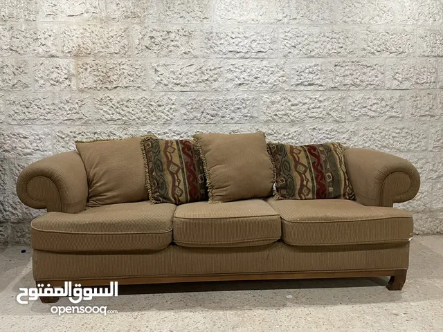 طقم كنب 7 مقاعد مكون من كنبتين مقعد كنبه مقعدين كنبه ثلاث مقاعد