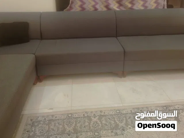 تخم زاوية مستعمل ونظيف