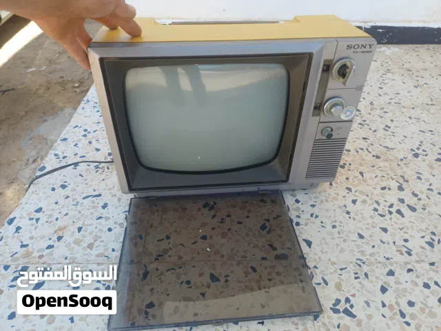 تلفاز كلاسيكي بحاله ممتازه