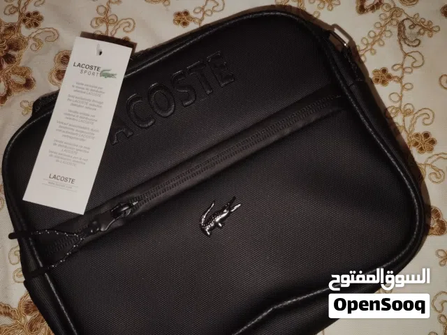 Sacauche lacoste bonne qualité