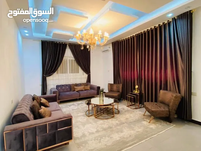 600m2 More than 6 bedrooms Villa for Rent in Tripoli Al-Serraj