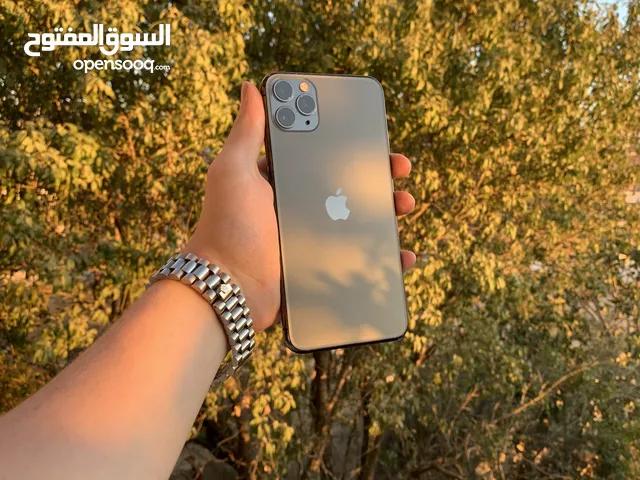 ايفون 11 برو ماكس 256 جيجا بطارية 100٪ نموذج M مغير بطارية فقط فش اشي تاني مغير جهاز مرتب