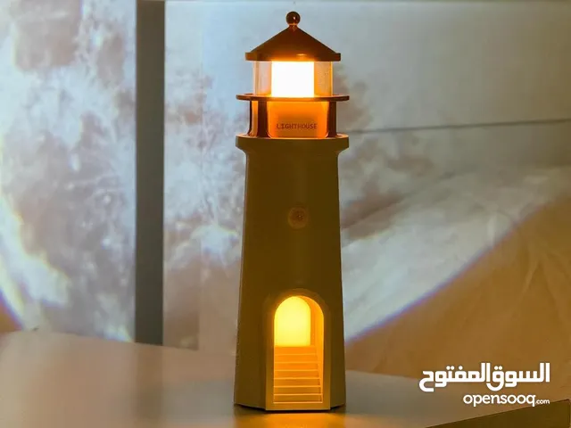 سهارة باضاءة الجميل وانيقه علي الهيئة القمر