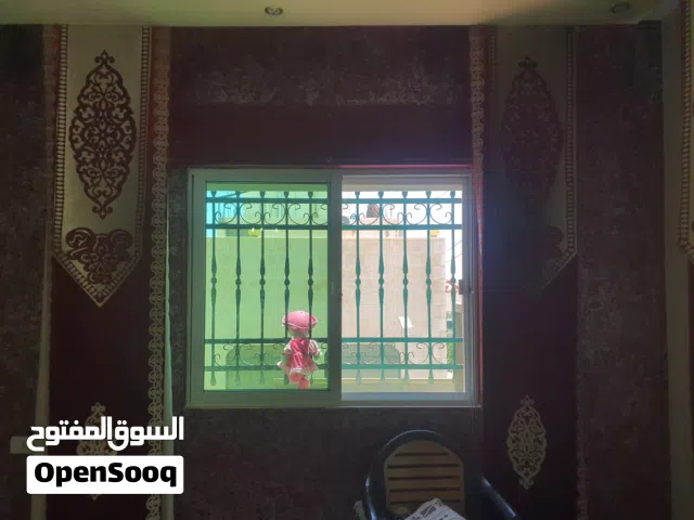 برداي مدليه عدد 4 لون خمري 70 دينار