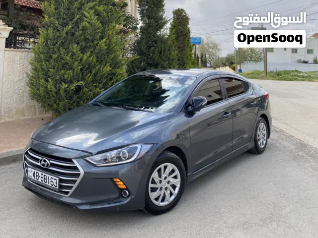 2018, هيونداي, النترا, Standard