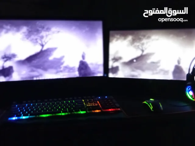 Complete desktop computer with two monitors + accessories كمبيوتر مكتبي كامل بـ شاشتين + إكسسوارات