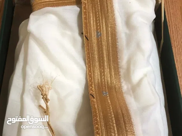 بشت جديد لم يستعمل مقاس 28 السعر: 35 د.ب وقابل للتفاوض