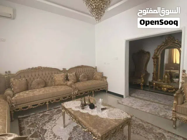 550 m2 5 Bedrooms Villa for Rent in Tripoli Souq Al-Juma'a