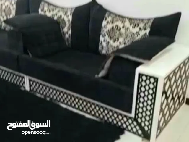 مجلس مغربي لون اسود في صنعاء موجود فيديو واضح