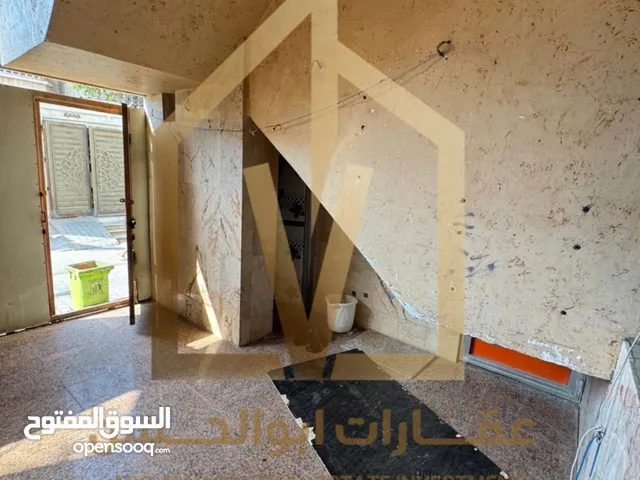 130 m2 2 Bedrooms Villa for Rent in Basra Al- Muqaweleen St.