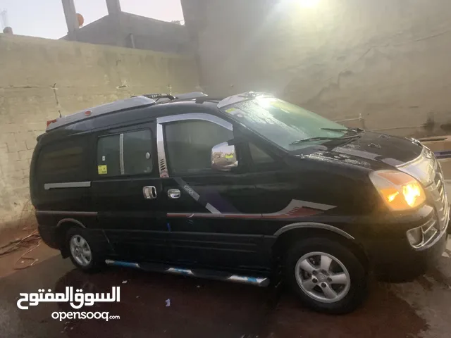 باص ستاركس 2007 دب اربعة جيد ميكانيك نظيف ماتور جديد مش ناقصو اشي بسعر حرق