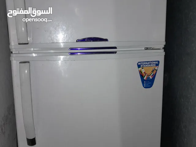 ثلاجه كبيره