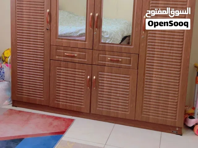 خرائن ملابس للبيع