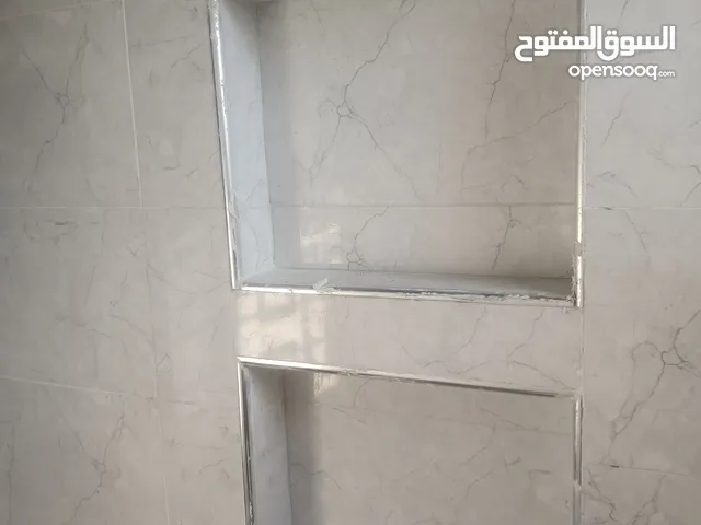 شركة. الخوين. لجميع. تركيب. البلاط. الكبير. ولزغير.عندنا. أدوات. الشغل. كامل. ليزر. رجاج. كهرباي.