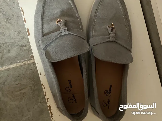 Blue With Heels in Jeddah