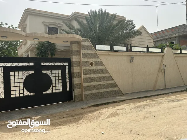 410 m2 5 Bedrooms Villa for Sale in Tripoli Al-Shok Rd
