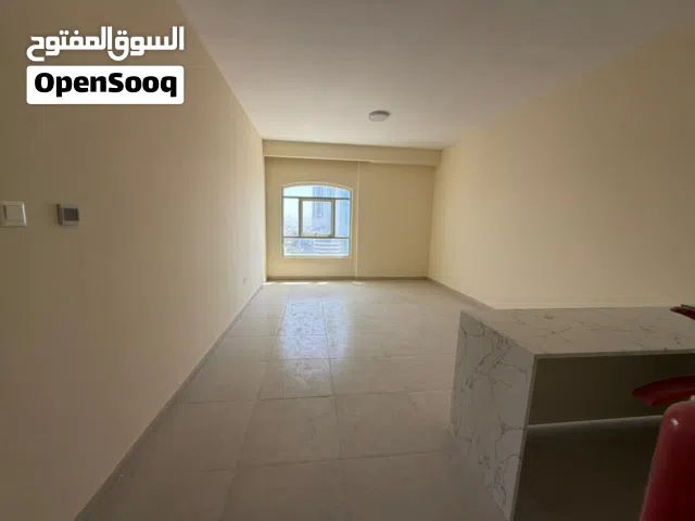 اجمل الشقق بكورنيش عجمان واكبر المساحات . واول ساكن ......   The most beautiful apartments on Ajman