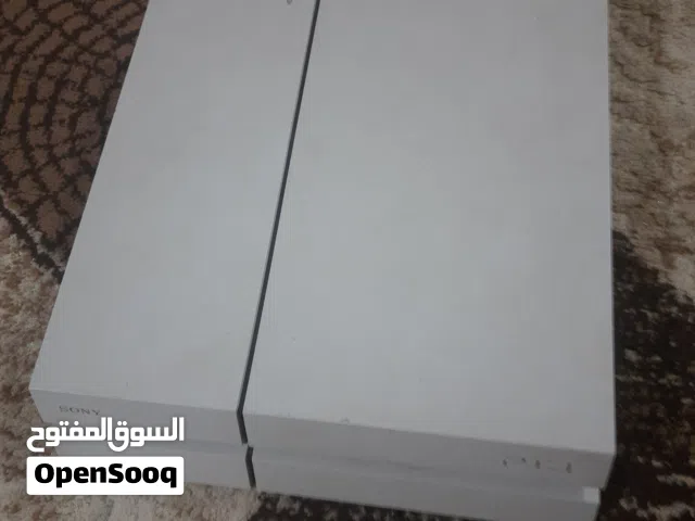 بلاستيشن 4 السنم مع شريط المصارعه 2023 وواير الاتشدي وواير التشغيل وجهازين