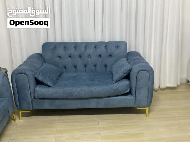 طقم كنب للبيع ب خشب سويد على واقع اجمل شريتو ب400استعمال سنتين فقد