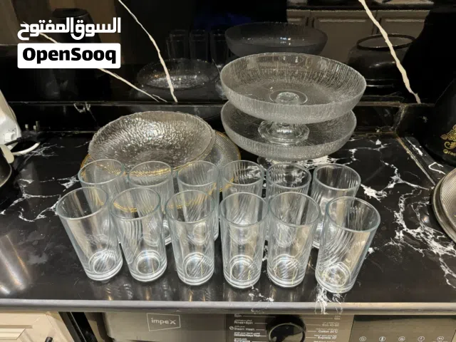 Crockery - 4 X Glass Platter, 12 X Glasses And 4 X Ceramic Plates
