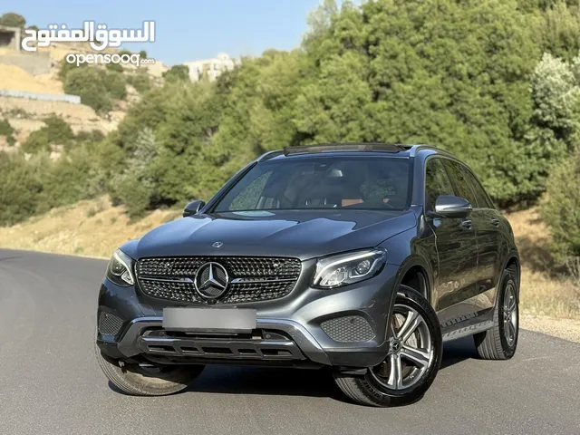 Mercedes Benz GLC 350e 2019 Hybrid PlugIn   بسعر مغري جدا فحص كامل فل كامل اعلى صنف