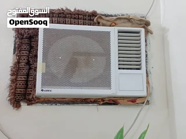 مكيف جري طن شباك شبه جديد