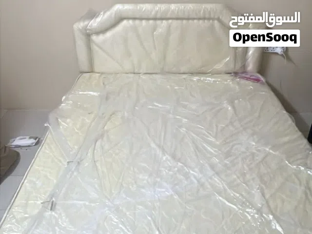 سرير شخصين