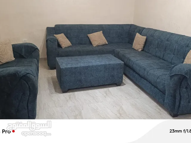 طقم كورنر 9مقاعد مستعمل مع طاوله وسط