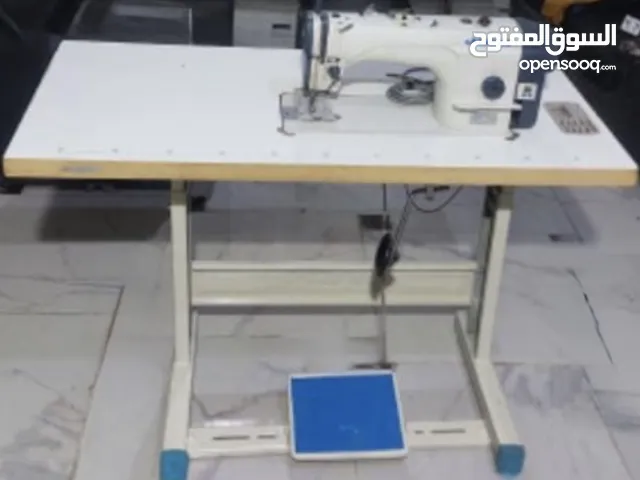 ماكينة خياطة للبيع نظيف جداً