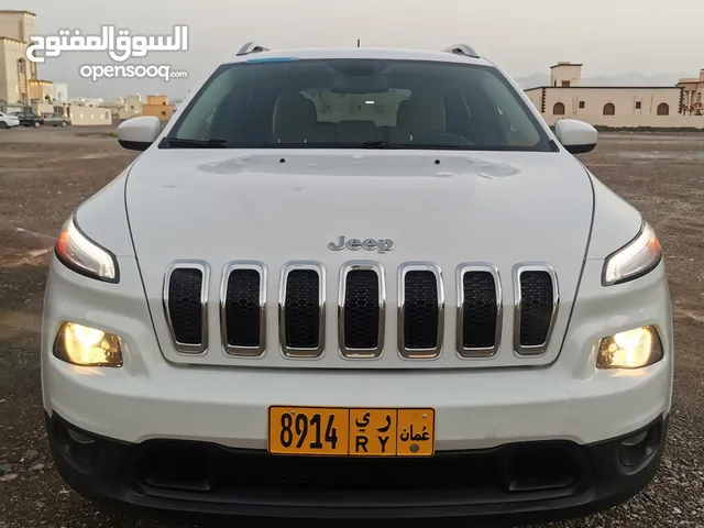 Jeep Cherokee 2016 in Muscat