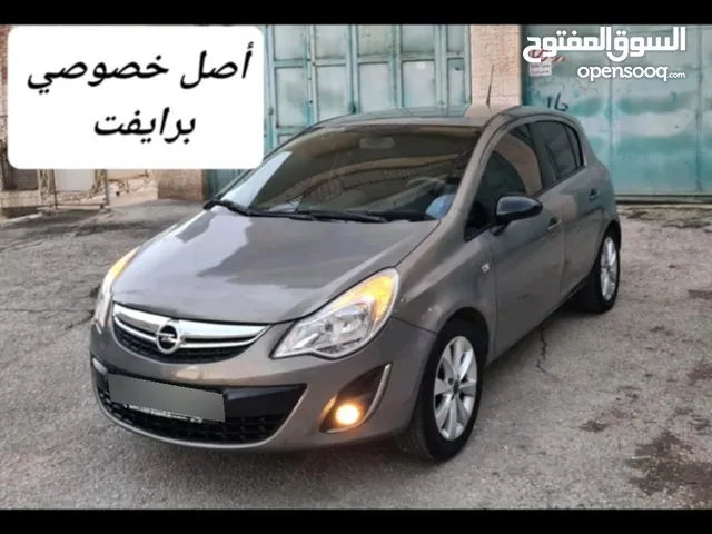 Used Opel Corsa in Hebron