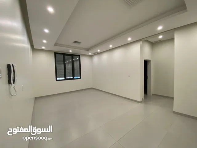 180 m2 3 Bedrooms Apartments for Rent in Mubarak Al-Kabeer Abu Ftaira