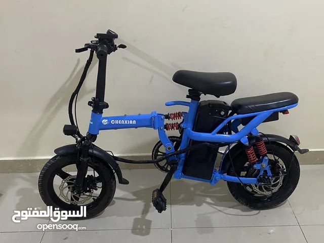 ‏دراجة او سكوتر كهربائي نظيفة جدا جدا جدا لا يوجد فيها أي خراب استعمال خفيف قابل للتفاوض
