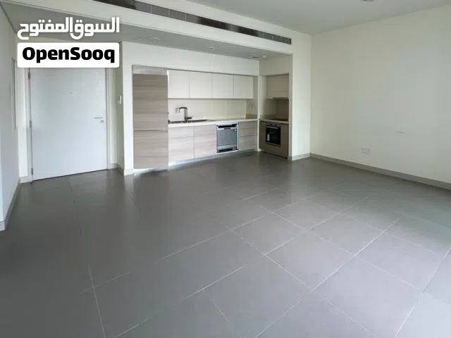 For sale Really good  apartment very good location Beach view