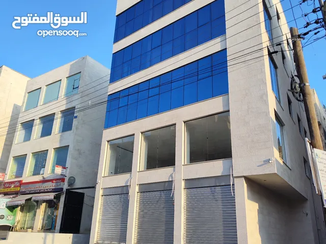 فرصة لا تعوض أجر مكتب او عايده في قلب الياسمين التجاري بسعر البلاش