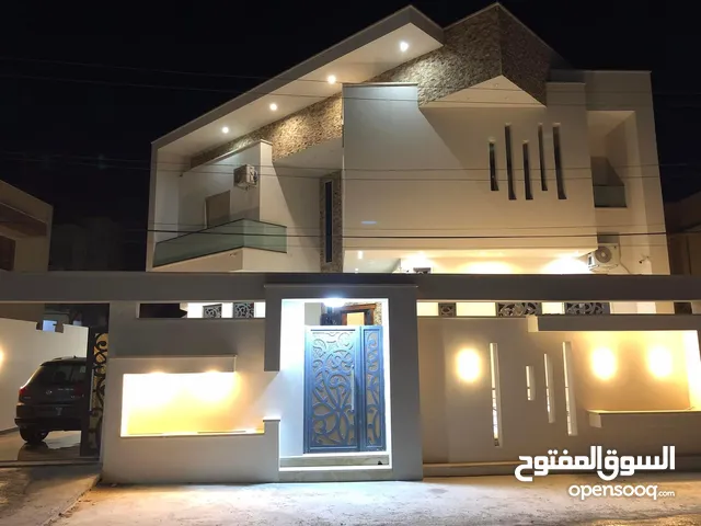 700 m2 More than 6 bedrooms Villa for Sale in Tripoli Tajura
