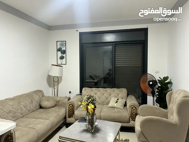 اثاث بيت كامل بحاله ممتازه