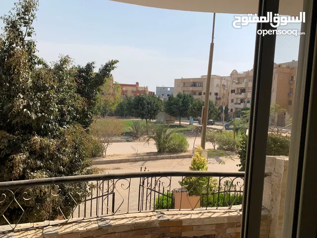200 m2 3 Bedrooms Apartments for Sale in Qalubia El Ubour