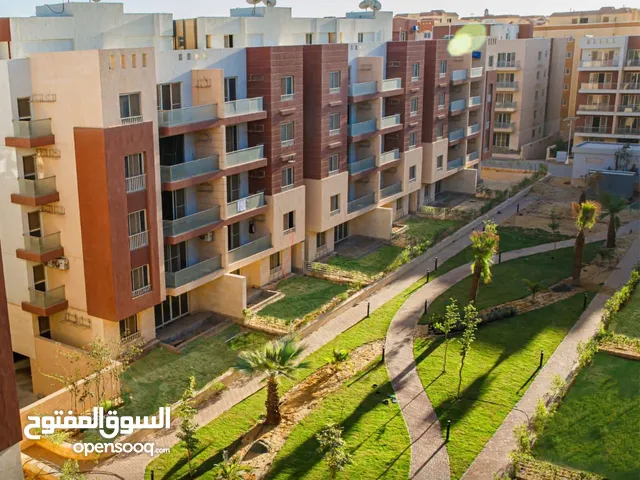 225 m2 3 Bedrooms Apartments for Sale in Cairo Fifth Settlement