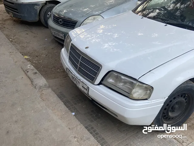 مرسيدس هرم للبيع