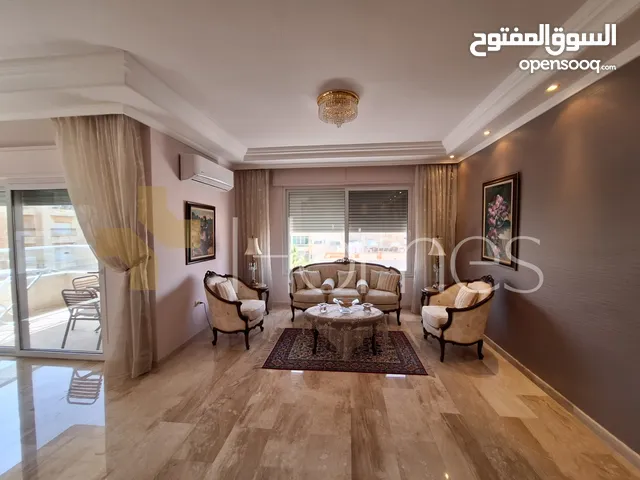 شقة اخير مع روف للبيع في الرابية بمساحة اجمالية 254م