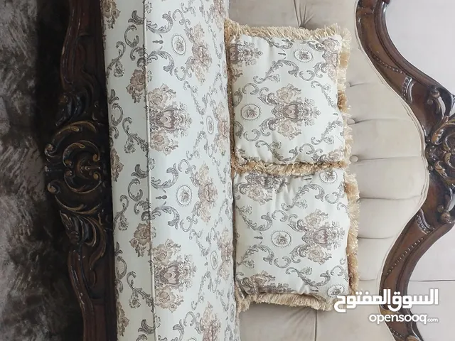 كنب مصري بحالة ممتازة